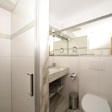 Hotel-cafe Perner 3*